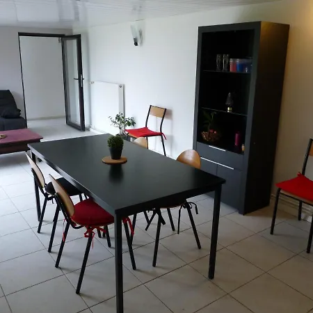 Les Landes Avec Terrasse Et Jardin Apartman Heuringhem