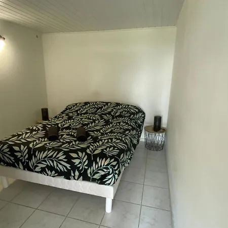 Les Landes Avec Terrasse Et Jardin